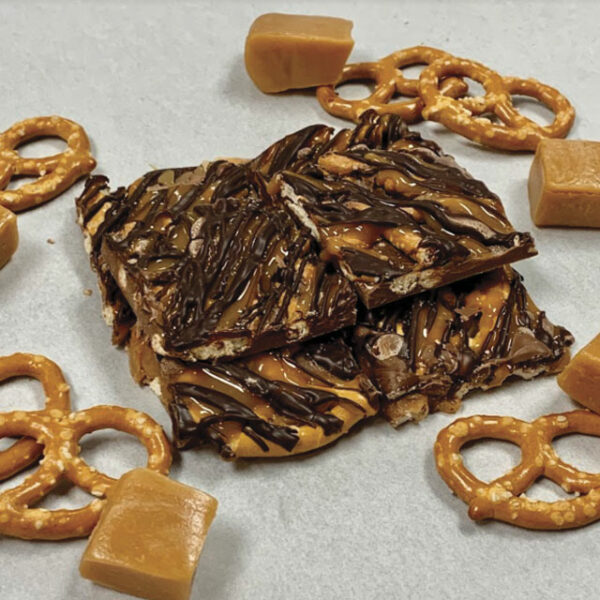 salted caramel pretzel bark