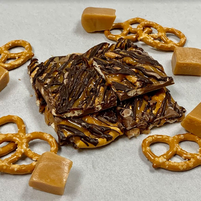 salted caramel pretzel bark