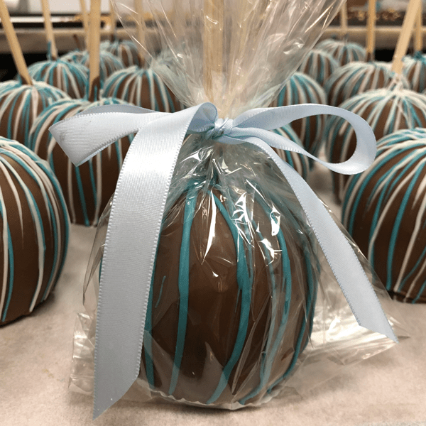 baby-shower-favors-boy-apples cocolate covered apple baby shower favors