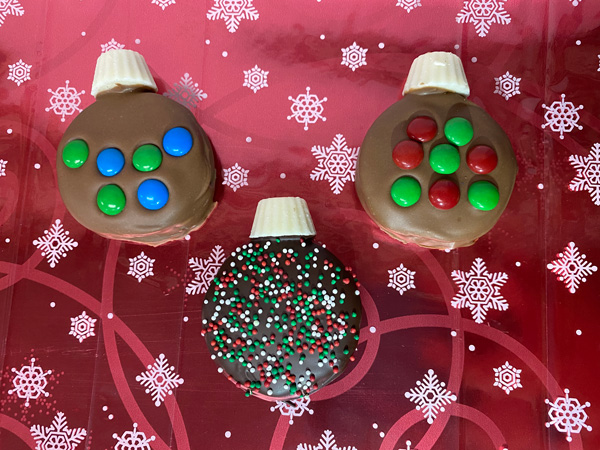 chocolate covered oreo ornaments