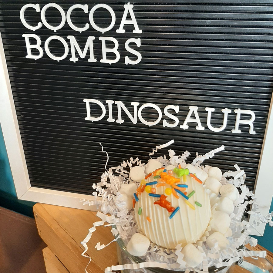 dinosaur-cocoa-bomb-2 dinosaur hot cocoa bombs
